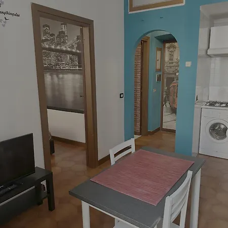 Daire Next To Bocconi